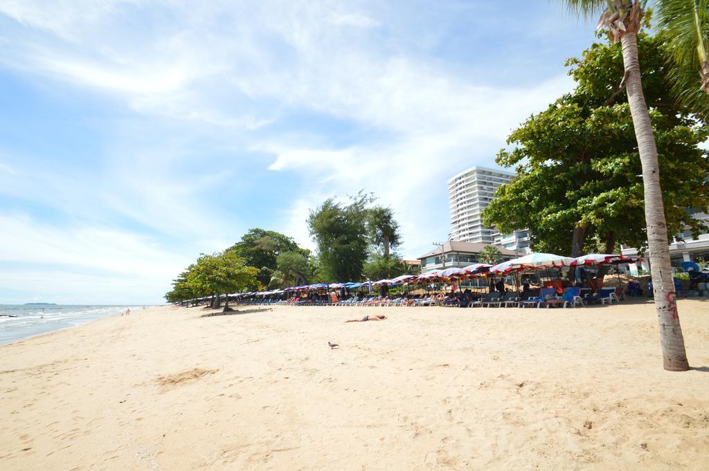 D.D. Inn Beach Guesthouse Pattaya Exterior foto
